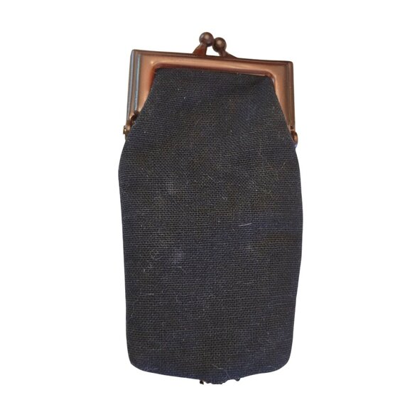 Vintage Needlepoint Glasses Or Cigarette Case With Lucite Frame & Floral Pattern - Picture 3 of 3